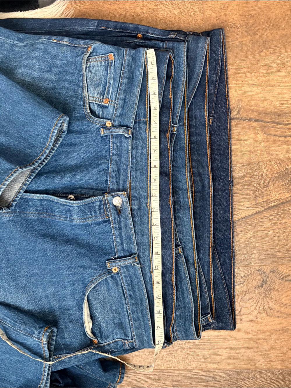 Levi's 501 Blue Men’s Classic Denim Jeans - Light to Dark Wash Make Offer! - Picture 4 of 10